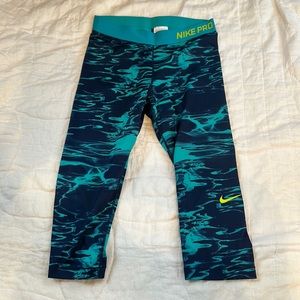 Nike pro athletic Capri